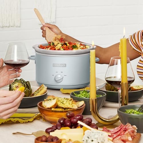 Crock-Pot 4.5 Quart Manual Slow Cooker – Macaroon Blue Classic C6B57